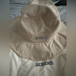 Jacquemus Bucket Hat